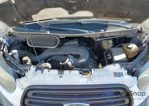 2016 Ford Transit T-350 z USA, uszkodzony, nr VIN 1FBZX2CM7GKB29238